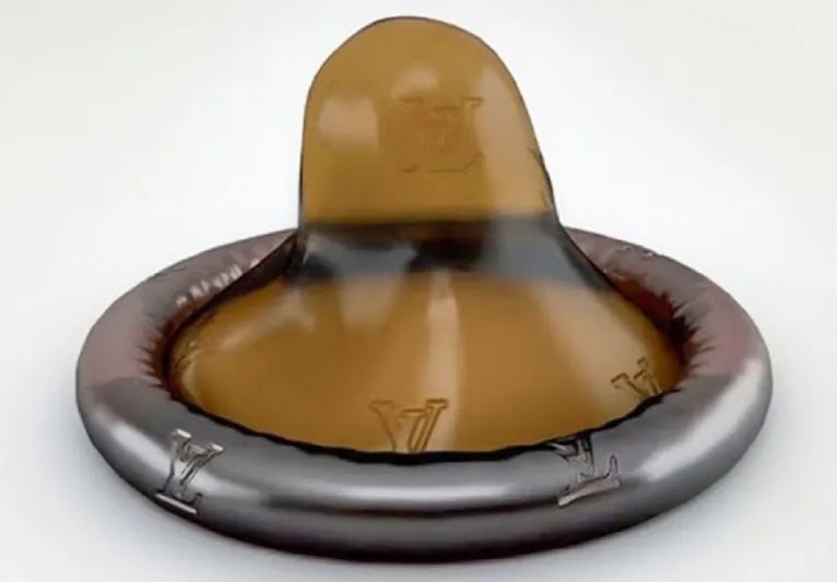 سرير بـ25 مليون ريال سعودي.. مقتنيات حطمت بأسعارها التوقعات