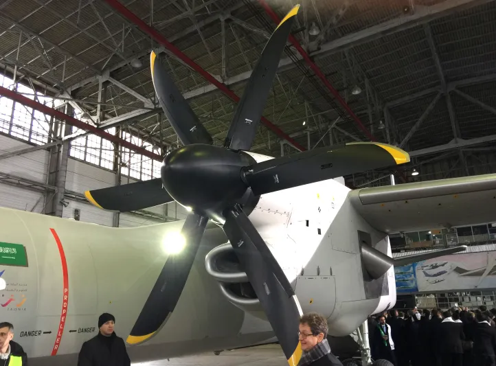 فيديو| الطائرة "AN-132" العسكرية السعودية تحلق لأول مره