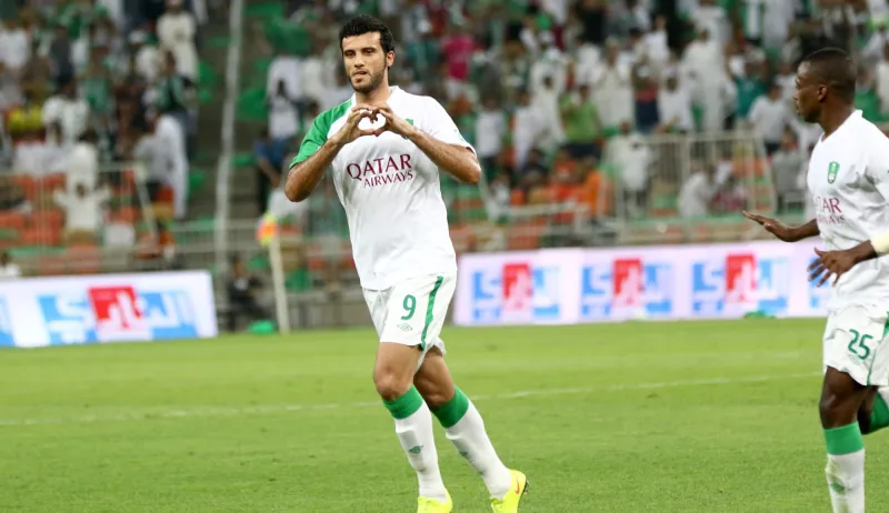 بالفيديو بهذه الطريقة احتفل السوري عمر السومة بهدفه الـ 100 مع الاهلي السعودي