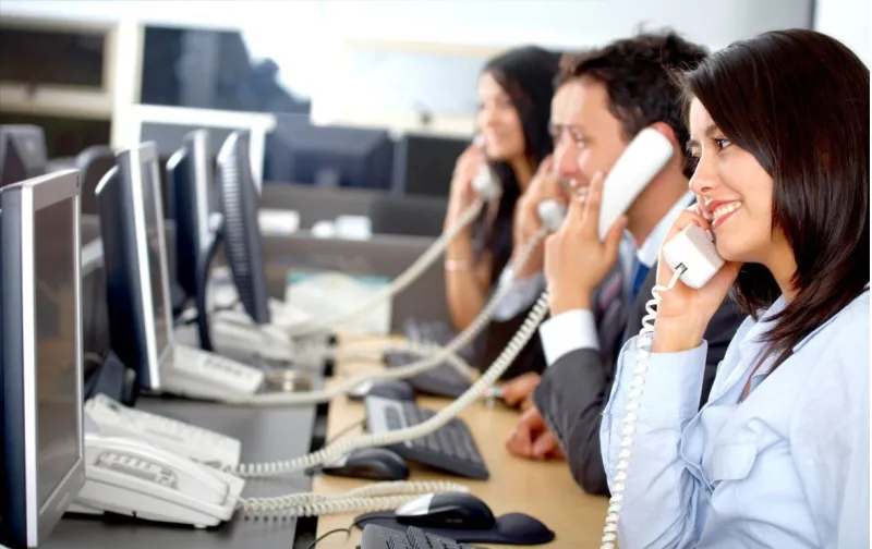 موظفة بنك تستولي على مبالغ مالية من حسابات العملاء في الشارقة