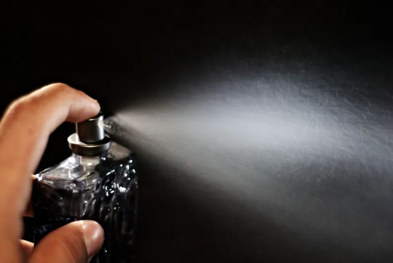 أشياء لا تقاومها النساء.. كيف تبهر زوجتك أو فتاة أحلامك؟