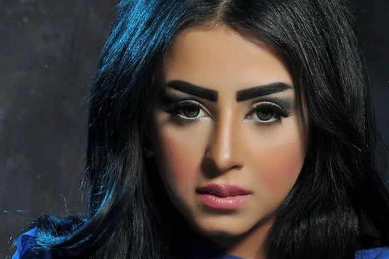 فيديو | لوحة سيارة بمليون ريال للفنانة البحرينية المهرة 
