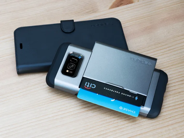 للمحافظة على جمال جلاكسي S8.. إليك هذه الكفرات