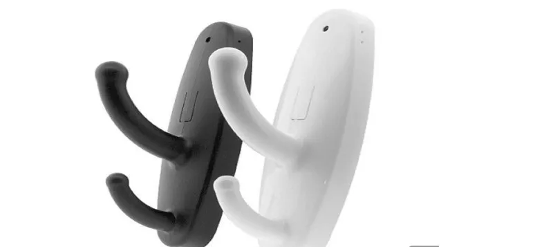 صور تحذير من شماعات ملابس قد تحوي كاميرات للتجسس