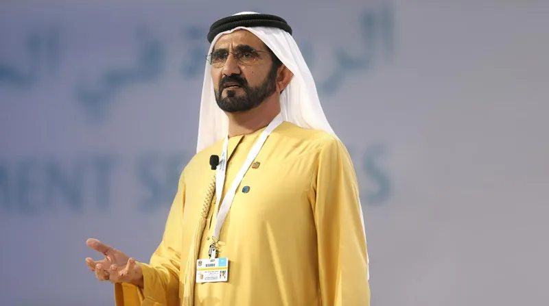 شاهد| محمد بن راشد يسأل: وين عقالي؟