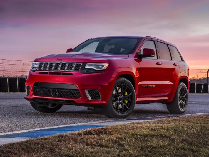 بينها «دودج ومرسيدس».. هذه أفخم سيارات معرض نيويورك 2017 (صور)