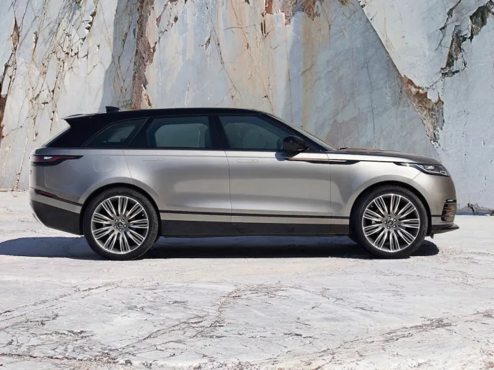 بينها «دودج ومرسيدس».. هذه أفخم سيارات معرض نيويورك 2017 (صور)