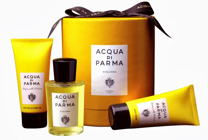 أساسيات وضع طبقات العطور.. «اجذب من حولك برائحتك»