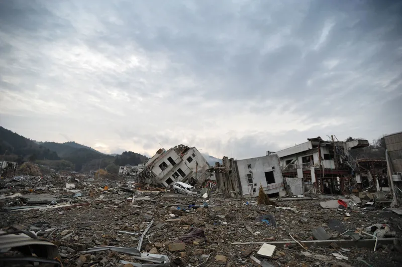 فيديو صادم| تخريب هستيري لـ«استراحة» في السعودية