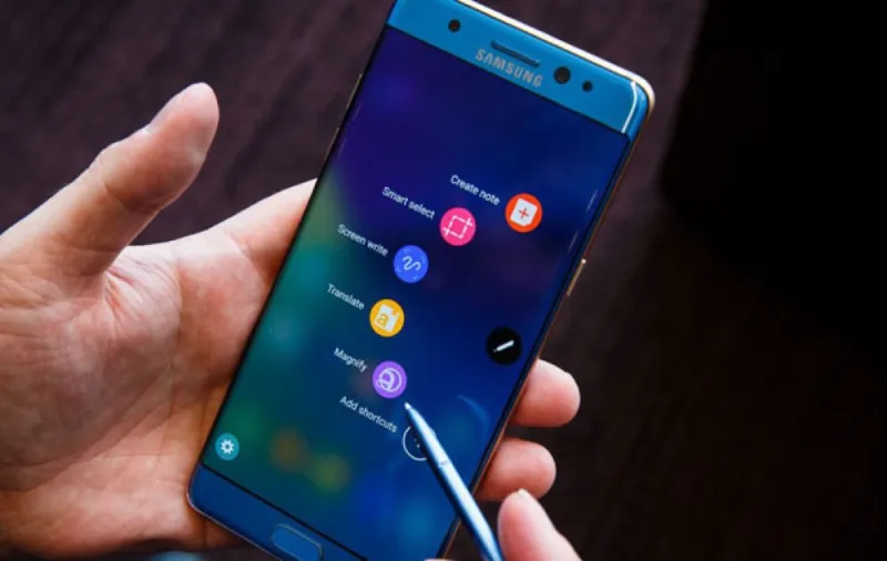 لماذا عليك اقتناء هاتف غالاكسي نوت 8؟.. المواصفات والمميزات 