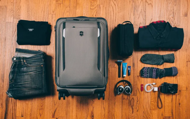 تكره توضيب الحقائب؟ تعلم الطرق العسكرية لحزمها بدقة وسرعة