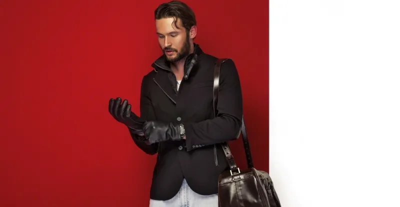 تفاصيل تفسد طلتك الأنيقة.. بينها شريط الحذاء والجيوب المنتفخة