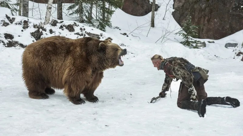 اصطنع الموت إذا هاجمك دب واضرب القرش على أنفه.. 5 خرافات قد تسبب وفاتك