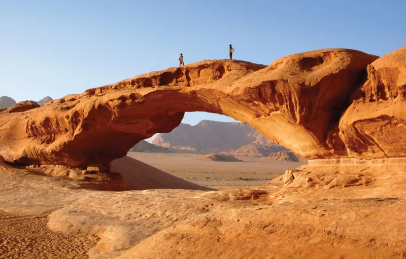 عجائب طبيعية خلابة في عالمنا العربي.. وجهات سياحية رائعة