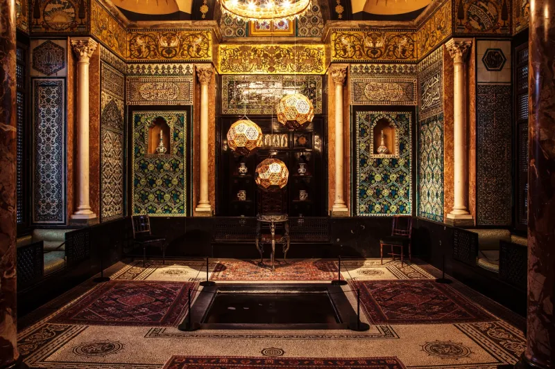 متحف ليتون البريطاني بنكهة عربية