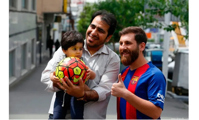 ميسي يتجول في طهران