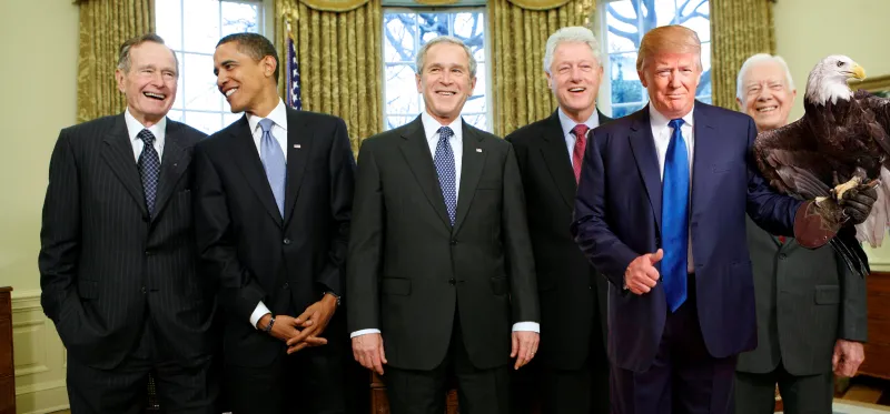 صلاحيات غريبة للرئيس الأمريكي.. «العفو عن ذبح الديوك ومعرفة رموز الذهب»!