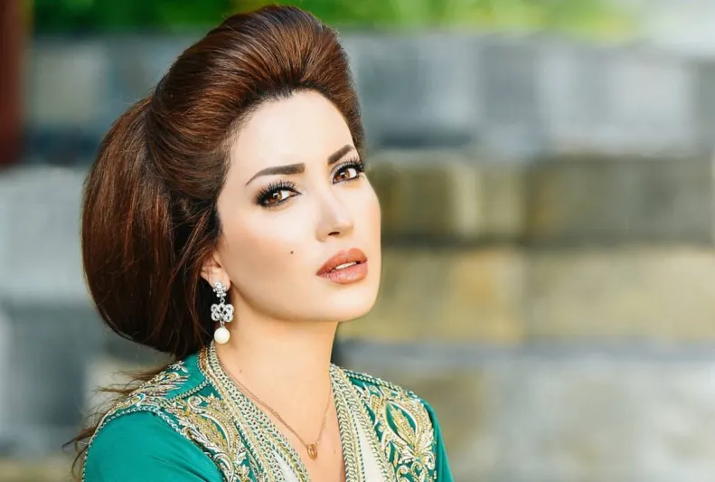 إطلالة بدوية لـ نسرين طافش بـ العقاب والعفراء