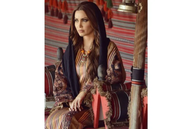 إطلالة بدوية لـ نسرين طافش بـ العقاب والعفراء