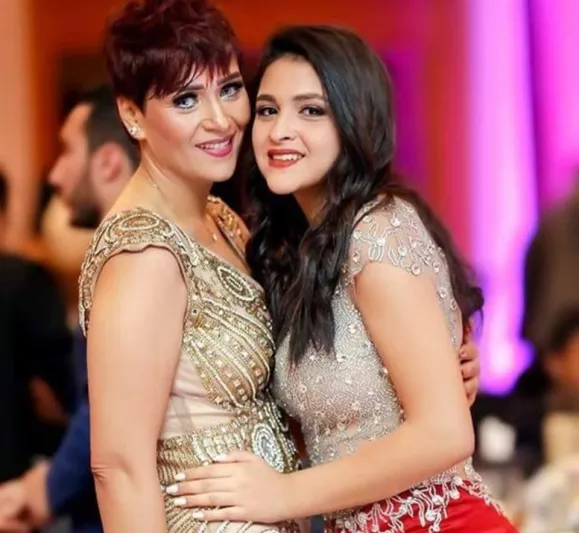 صور| شاهد لأول مرة خطيبة لاعب الاتحاد السابق محمود كهربا