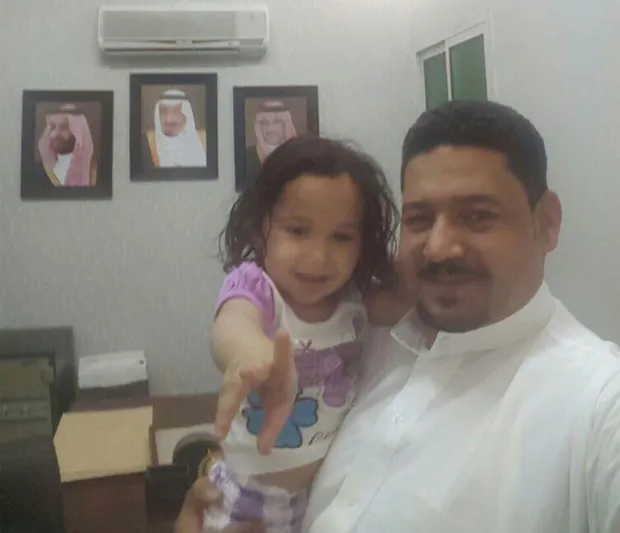 "الرجل" يكشف تفاصيل اختطاف الطفلة السعودية واسمها حتى عودتها لأسرتها