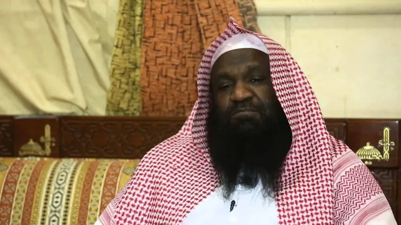 الشيخ عادل الكلباني يتذمر من الهلال الأحمر لهذا السبب