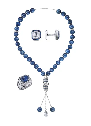 مكمّلات أنيقة للرجل الراقي من دار «معوّض»