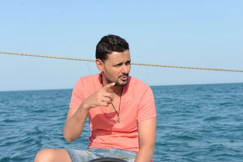 شاهد| رامز جلال يبكي على الهواء لهذا السبب