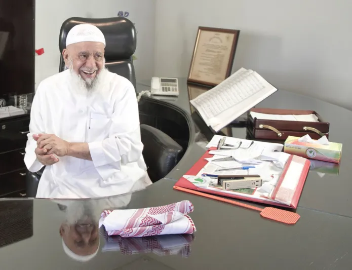 رغم ثرائهم لم ينسوا الأقل حظاً.. أثرياء عرب بقلوب من ذهب