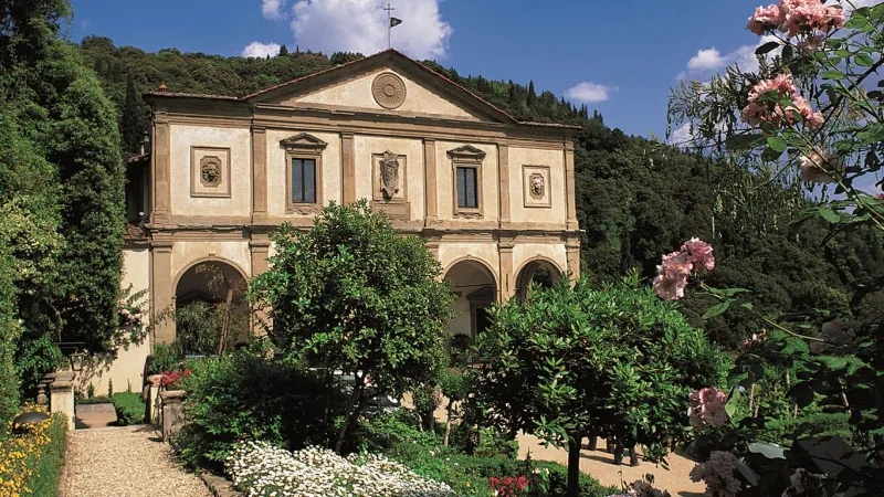 مباني تاريخية تحولت لفنادق مذهلة.. بينها «ساحة صراع للثيران»