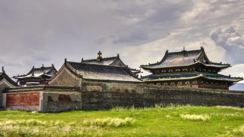 دليل وجهات المغامرات الراقية حول العالم خلال العقد المقبل