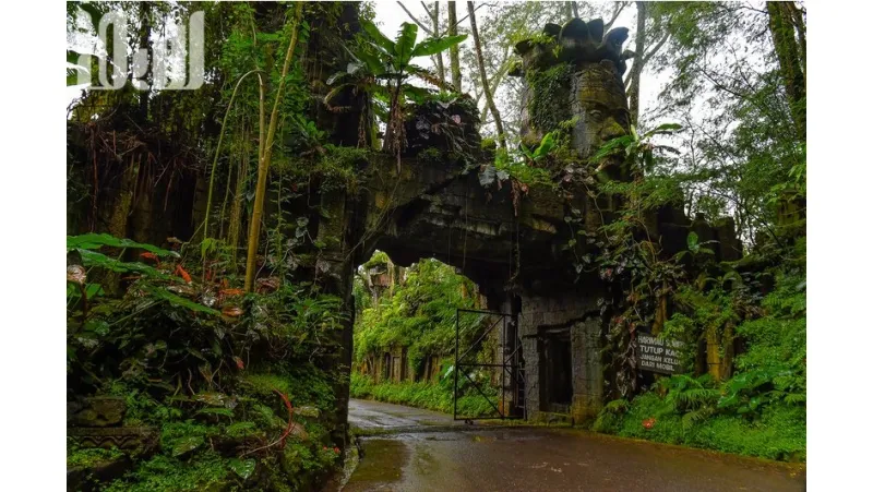 تمان سفاري أكبر سفاري في جنوب شرق آسيا  والتي ينطلق إليها 60 ألف طفل سعودي سنويًا 