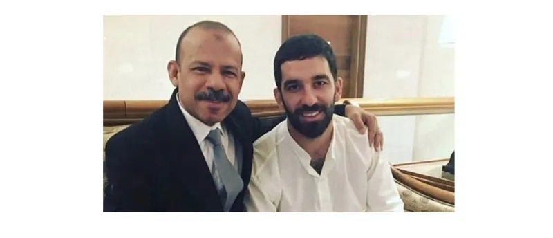 شاهد| لاعب برشلونة يهرب من المشاكل ويتوجه إلى مكة والمدينة