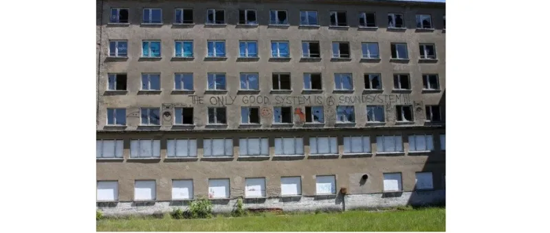 فندق يضم 10 الآف غرفة منذ 80 عاماً ولم يأتي إليه زبون واحد! (صور)