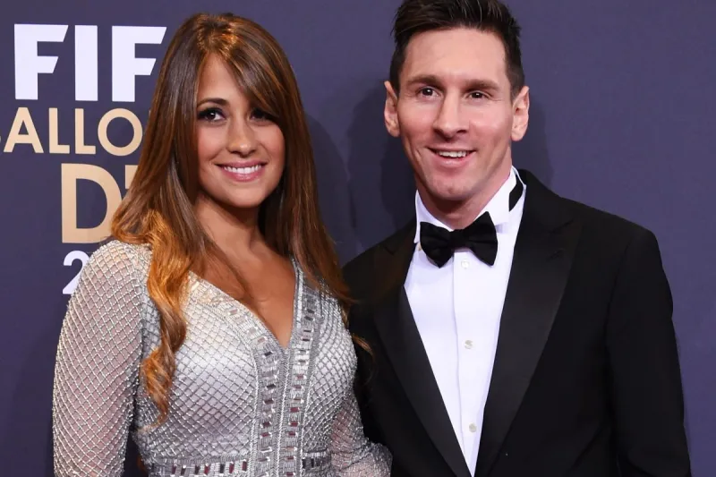 بعد حب دام لسنوات ..ميسي يعقد قرانه على رفيقة دربه أنتونيلا روكوزو (صور)