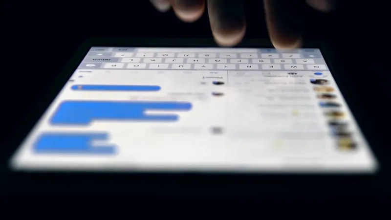 قبل أن يفوت الأوان.. هكذا تقتل التكنولوجيا حياتك الأسرية