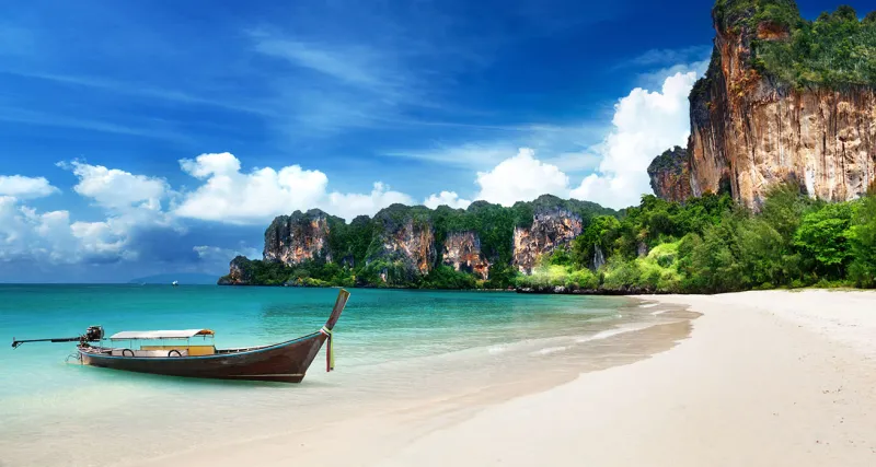 هل تريد تغيير وجهتك السياحية.. اختار بين 17 ألف جزيرة بإندونيسيا