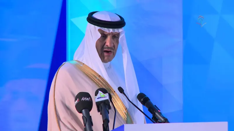 فيديو| سلطان بن سلمان يحكي موقفا “ملهماً” مع والده الملك سلمان