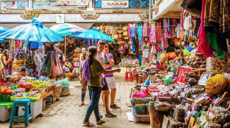 أخبرنا بميزانيتك.. وسنحدد لك وجهتك السياحية المقبلة 