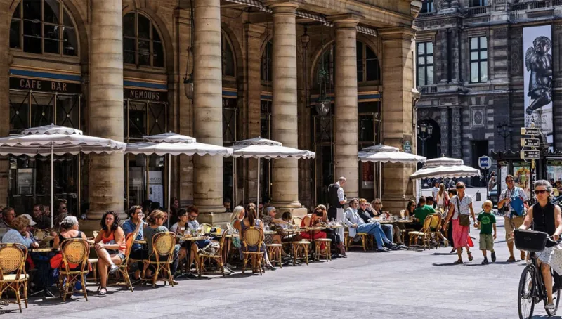 أخبرنا بميزانيتك.. وسنحدد لك وجهتك السياحية المقبلة 