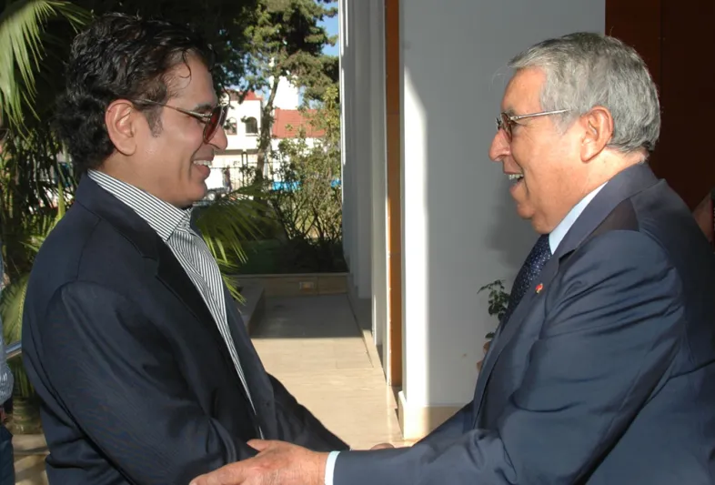 الحارثي يحاضر في أصيلة عن قضية العيش المشترك