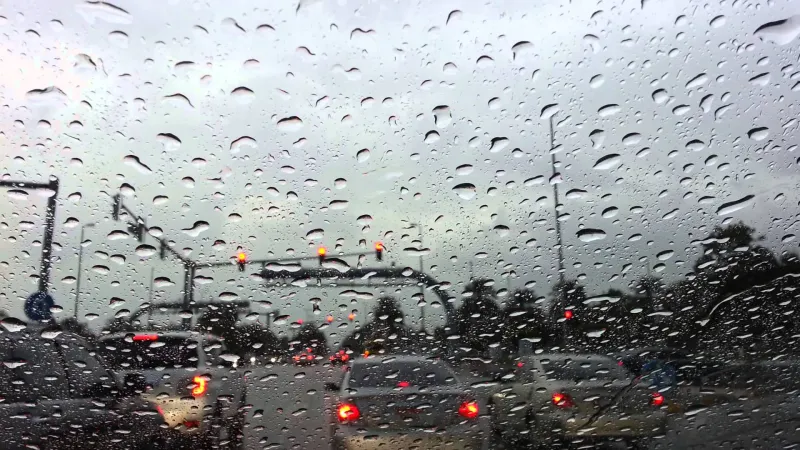 الأرصاد يتوقع أمطاراً ورياحاً مثيرة للأتربة خلال الأيام المقبلة