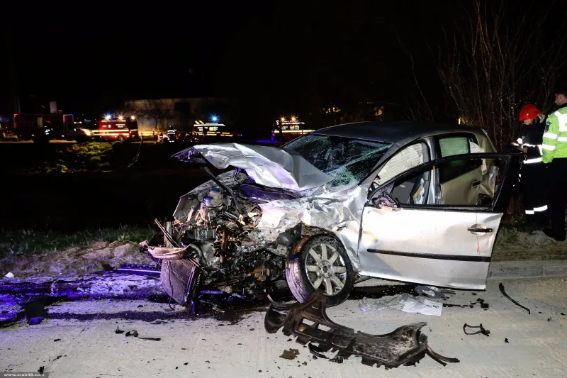 وفاة شخصين وإصابة 13 من الإمارات والسعودية بحادث في سلطنة عٌمان