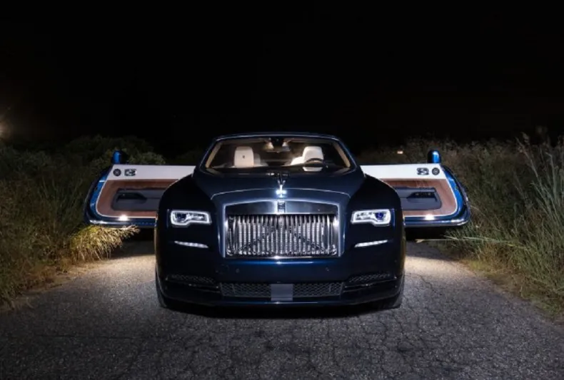 رولز رويس داون "Rolls-Royce Dawn" سيارة لأصحاب الإمتياز