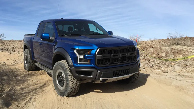 فورد F150 رابتور.. سيارة مستوحاة من الطائرات الحربية (صور)