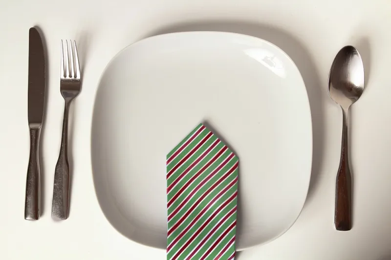 غداء العمل ليس وجبة عادية.. 15 قاعدة ليكون ناجحاً