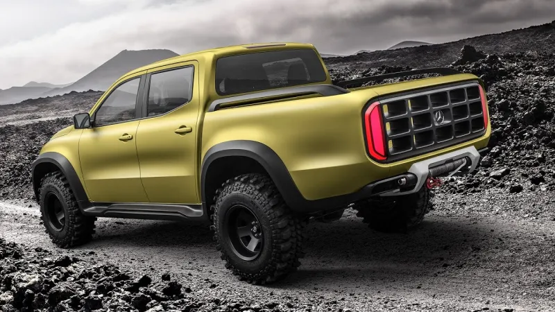 تجمع بين القوة والفخامة.. مرسيدس تطلق «X-Class 2018»