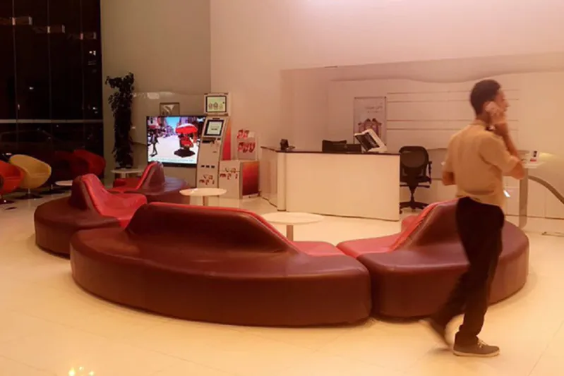 صور| «#اغلاق_فرع_الاتصالات_الرييسي».. ما هى اسباب اغلاق فرعي "STC" و"موبايلي" فى الرياض؟