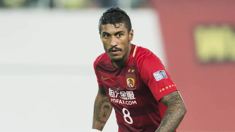 برشلونة الإسباني يتعاقد مع اللاعب البرازيلي باولينهو