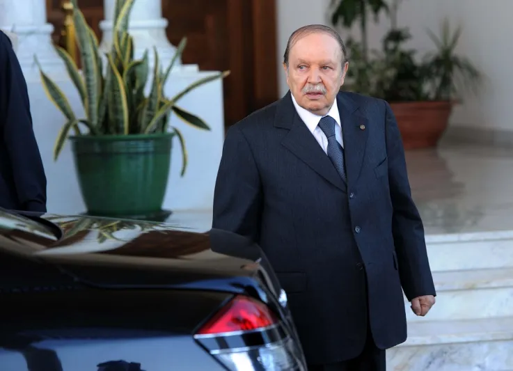 الرئيس الجزائري عبد العزيز بوتفليقة.. رجل تغلّفه الأسرار